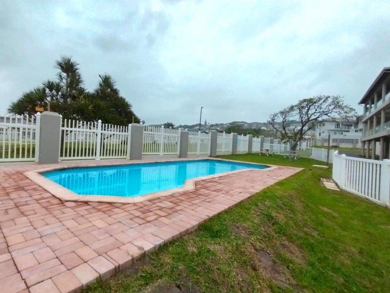 2 Bedroom Property for Sale in Uvongo KwaZulu-Natal