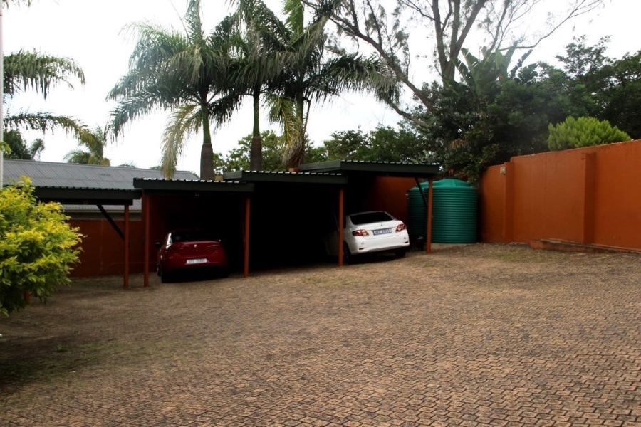  Bedroom Property for Sale in Uvongo KwaZulu-Natal