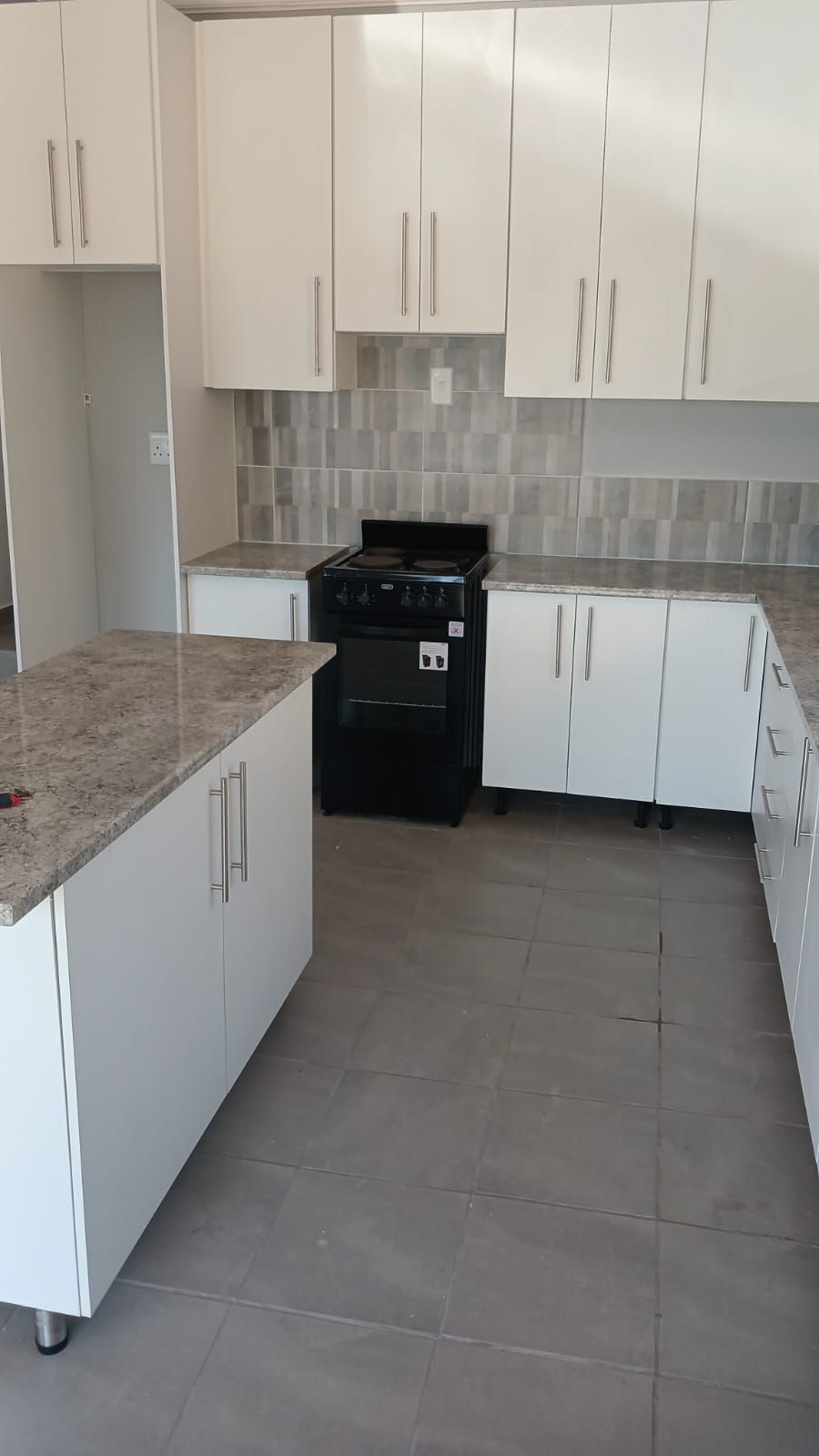 To Let 2 Bedroom Property for Rent in Margate KwaZulu-Natal