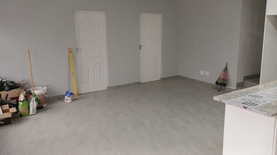 To Let 2 Bedroom Property for Rent in Margate KwaZulu-Natal