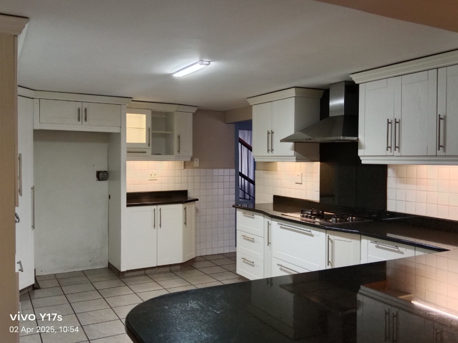 5 Bedroom Property for Sale in Pelham KwaZulu-Natal