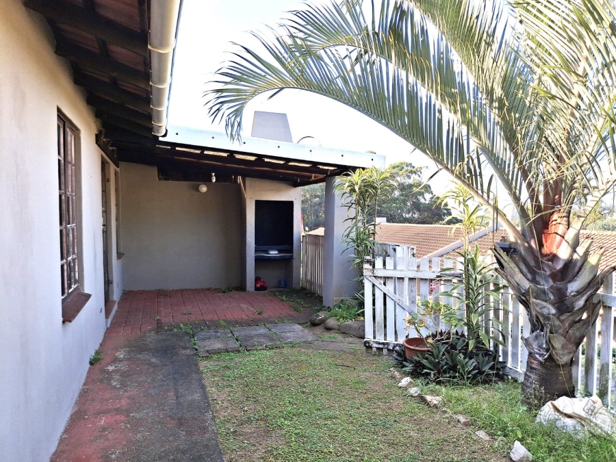 3 Bedroom Property for Sale in Port Edward KwaZulu-Natal