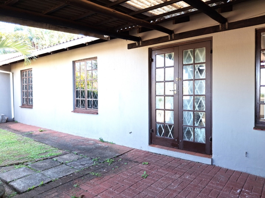 3 Bedroom Property for Sale in Port Edward KwaZulu-Natal
