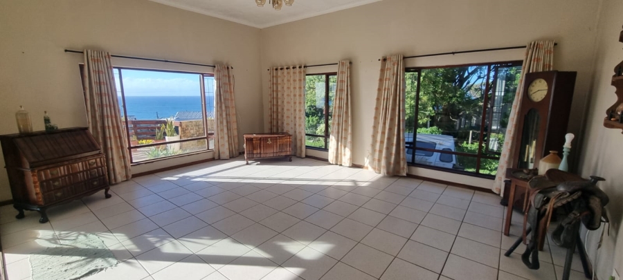 4 Bedroom Property for Sale in Pumula KwaZulu-Natal