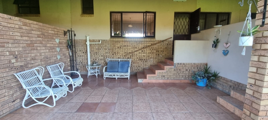 4 Bedroom Property for Sale in Pumula KwaZulu-Natal