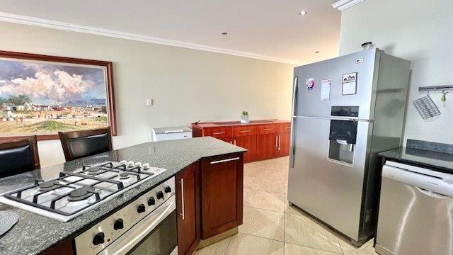 3 Bedroom Property for Sale in Uvongo KwaZulu-Natal