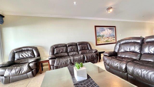 3 Bedroom Property for Sale in Uvongo KwaZulu-Natal