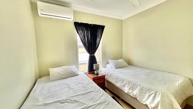 3 Bedroom Property for Sale in Uvongo KwaZulu-Natal