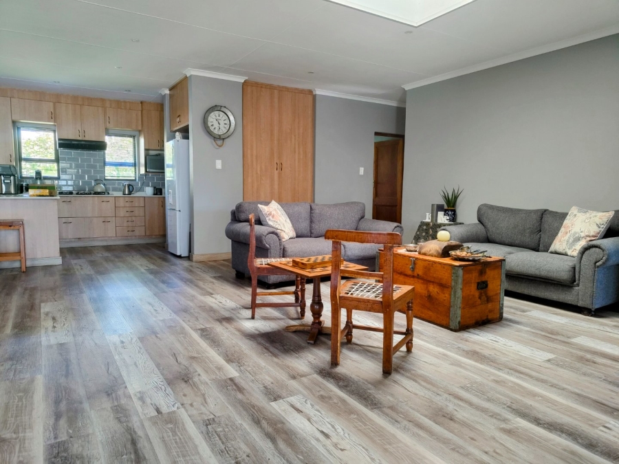 3 Bedroom Property for Sale in Schuinshoogte KwaZulu-Natal