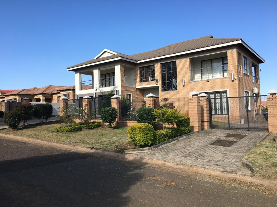 To Let  Bedroom Property for Rent in Aviary Hill KwaZulu-Natal