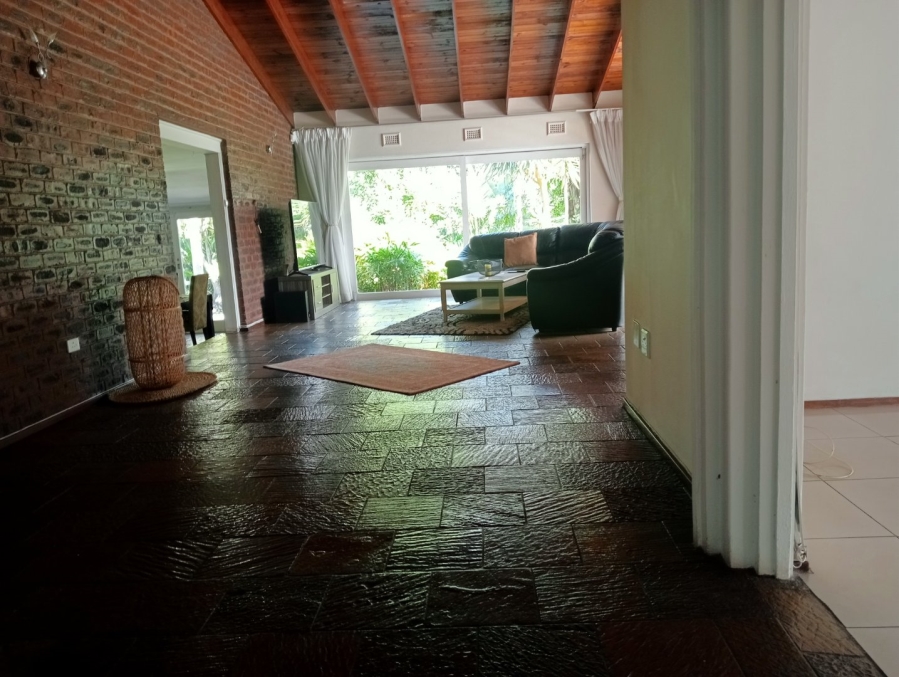 To Let 5 Bedroom Property for Rent in Woodside KwaZulu-Natal