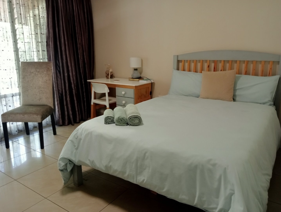 To Let 5 Bedroom Property for Rent in Woodside KwaZulu-Natal