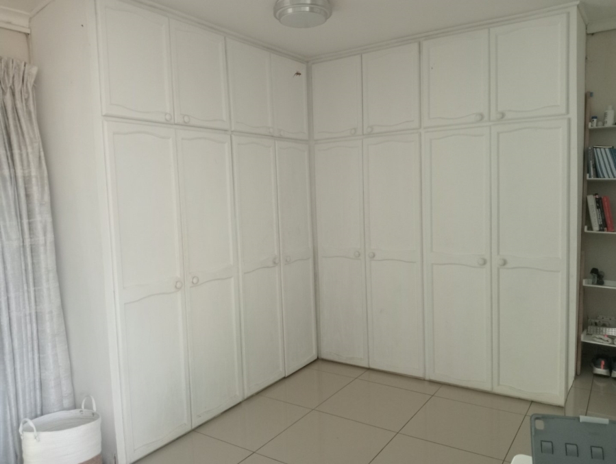 To Let 5 Bedroom Property for Rent in Woodside KwaZulu-Natal