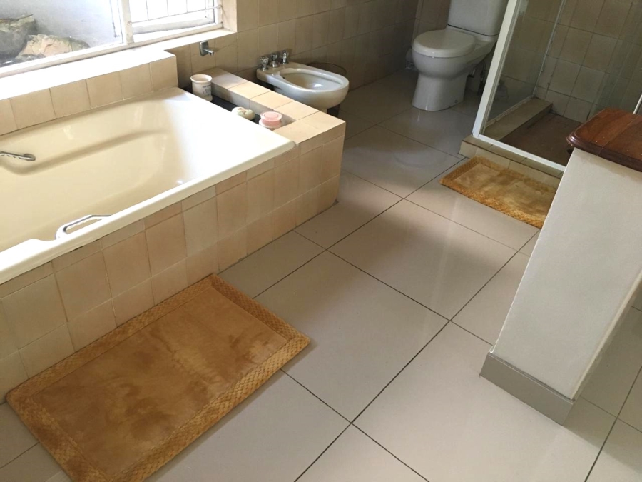 To Let 5 Bedroom Property for Rent in Woodside KwaZulu-Natal