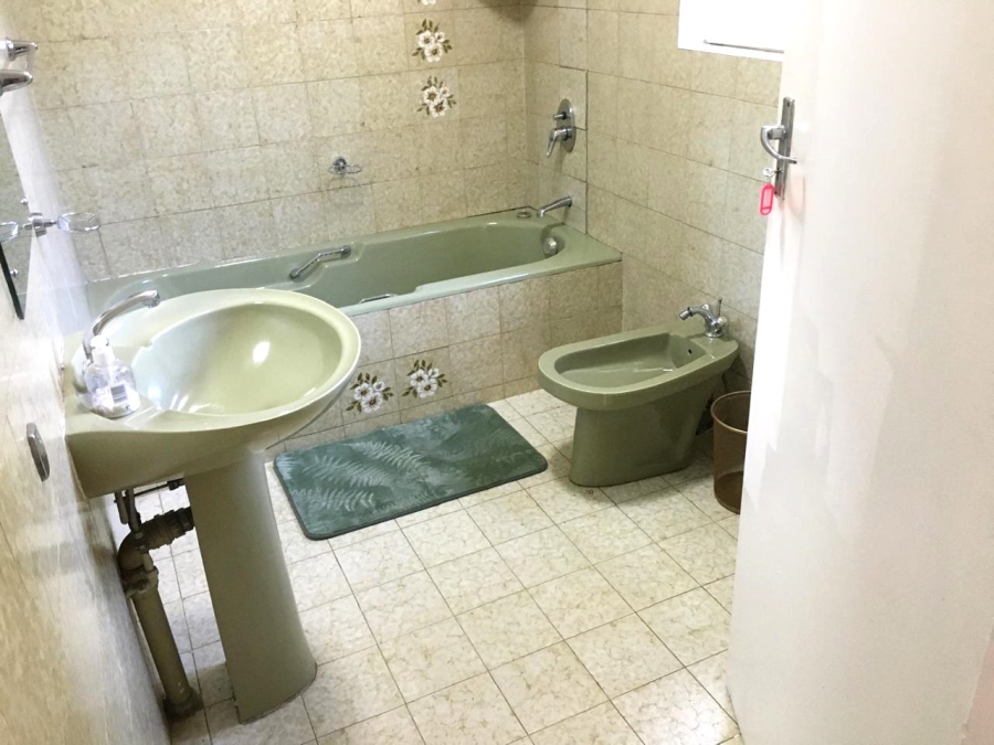 To Let 5 Bedroom Property for Rent in Woodside KwaZulu-Natal