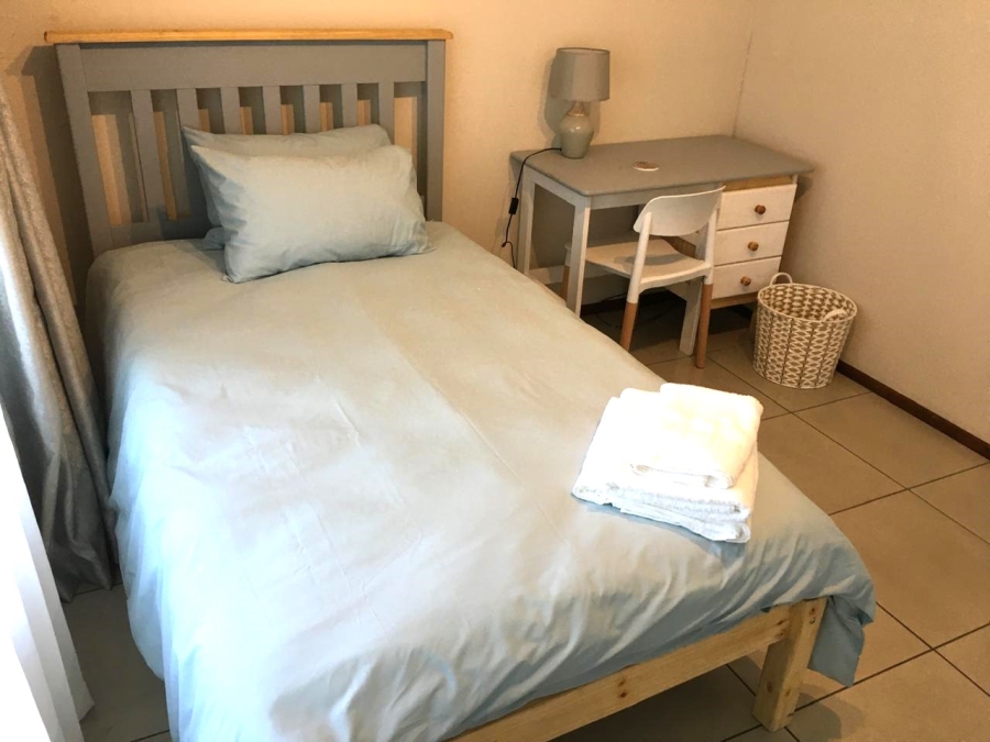 To Let 5 Bedroom Property for Rent in Woodside KwaZulu-Natal