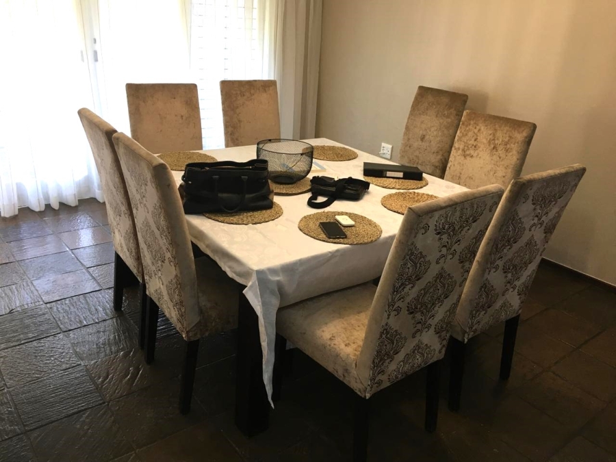 To Let 5 Bedroom Property for Rent in Woodside KwaZulu-Natal