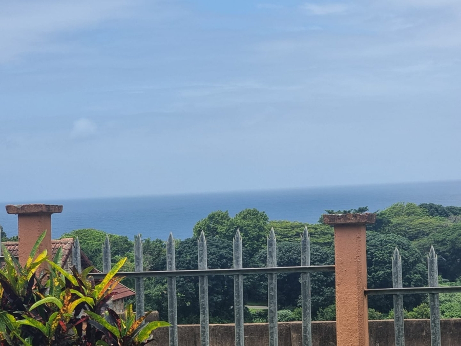 6 Bedroom Property for Sale in Southport KwaZulu-Natal