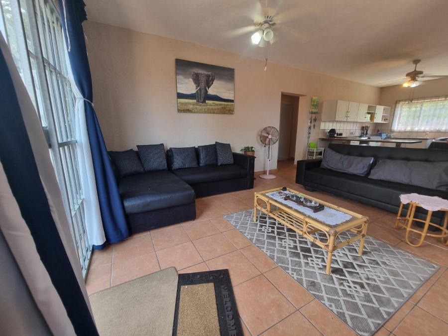 6 Bedroom Property for Sale in Southport KwaZulu-Natal