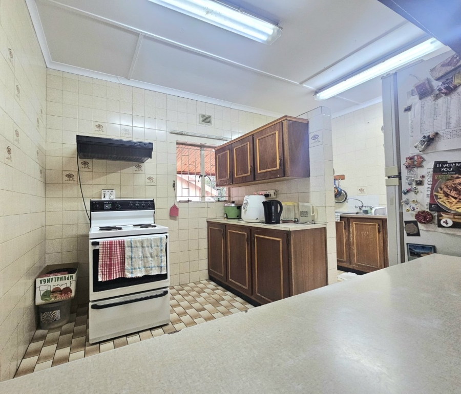 To Let 4 Bedroom Property for Rent in Pioneer Park KwaZulu-Natal