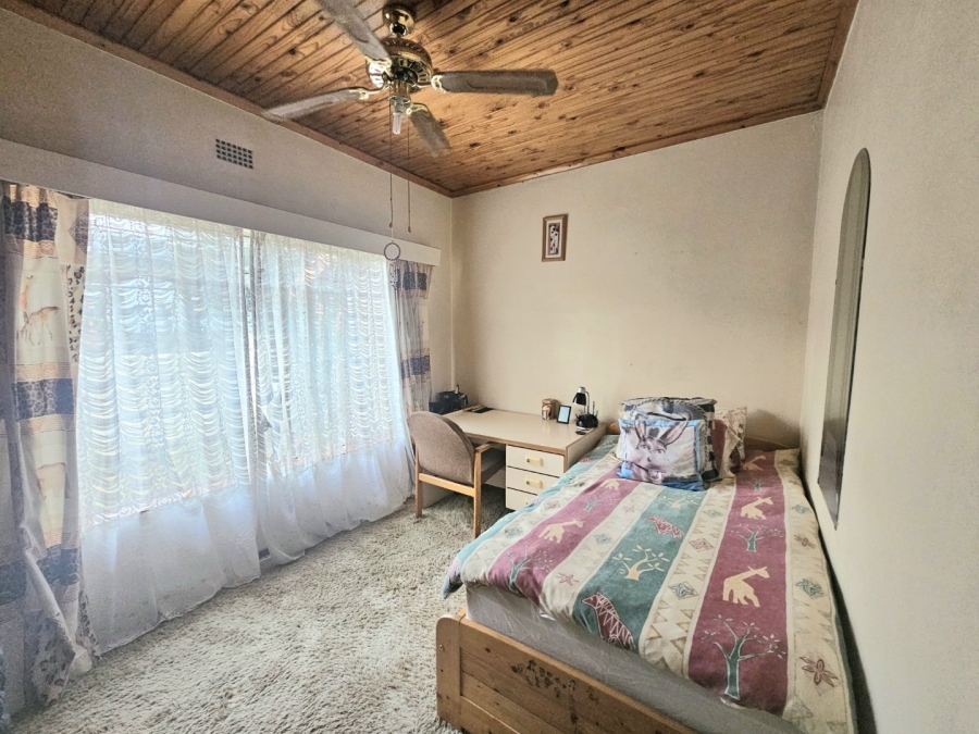To Let 4 Bedroom Property for Rent in Pioneer Park KwaZulu-Natal