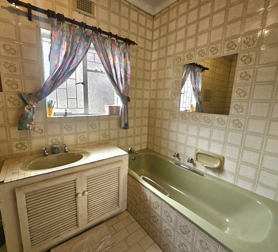 To Let 4 Bedroom Property for Rent in Pioneer Park KwaZulu-Natal
