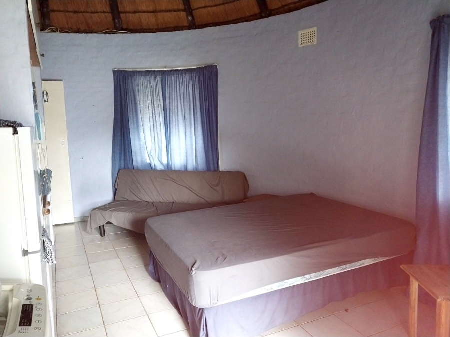 1 Bedroom Property for Sale in Hibberdene KwaZulu-Natal