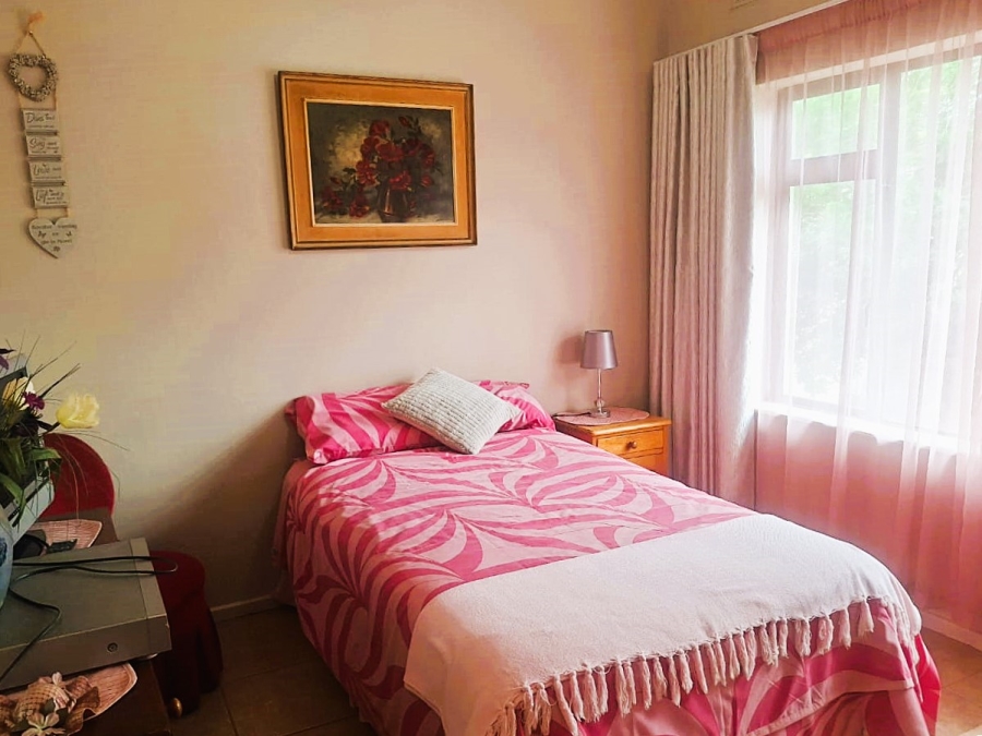 3 Bedroom Property for Sale in Umtentweni KwaZulu-Natal