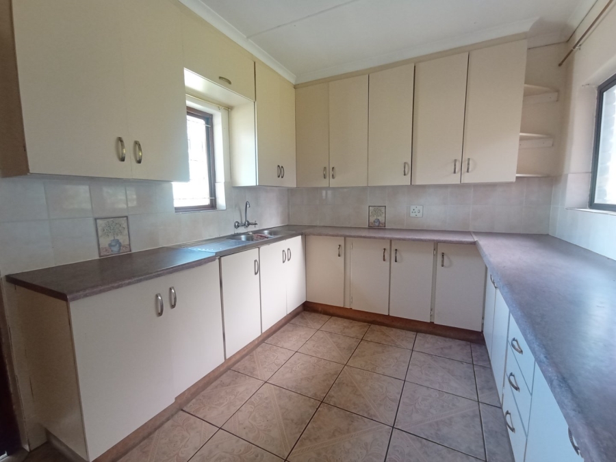 3 Bedroom Property for Sale in Scottsville KwaZulu-Natal
