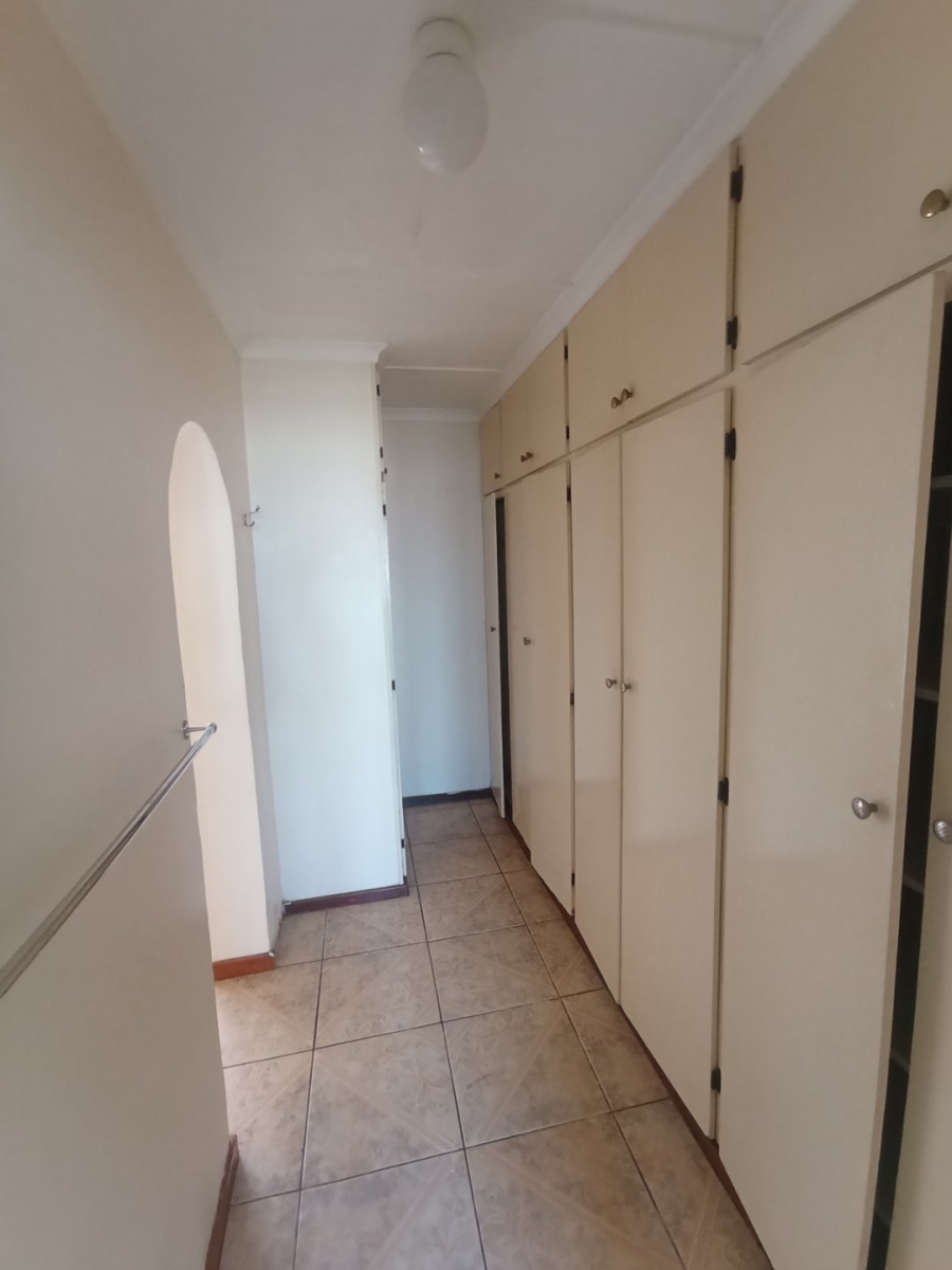 3 Bedroom Property for Sale in Scottsville KwaZulu-Natal