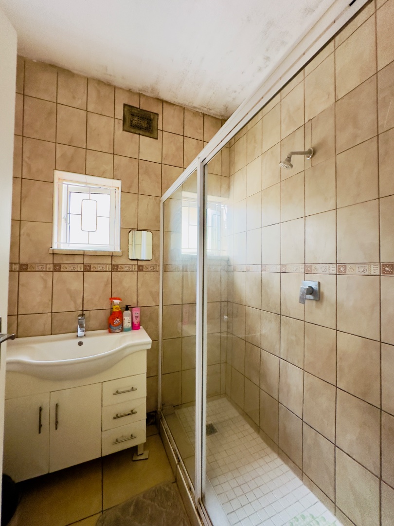 13 Bedroom Property for Sale in Morningside KwaZulu-Natal