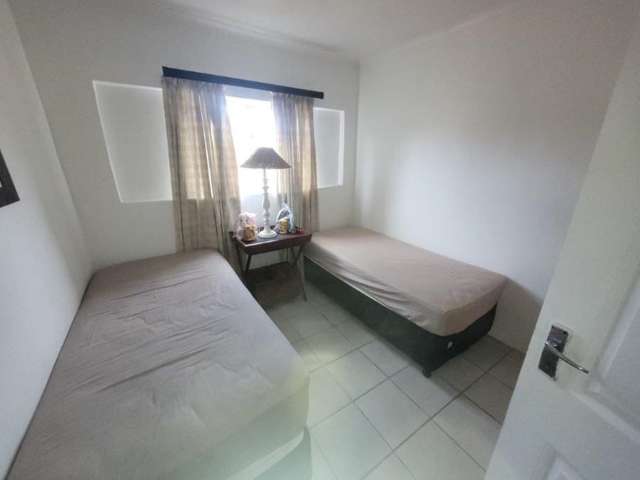 8 Bedroom Property for Sale in Sunwich Port KwaZulu-Natal