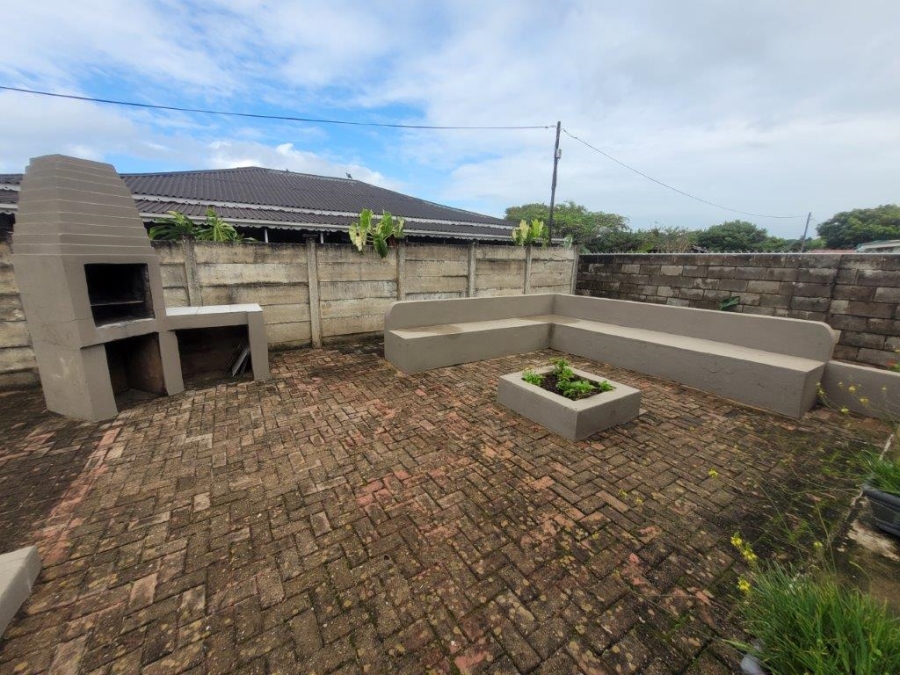 8 Bedroom Property for Sale in Sunwich Port KwaZulu-Natal