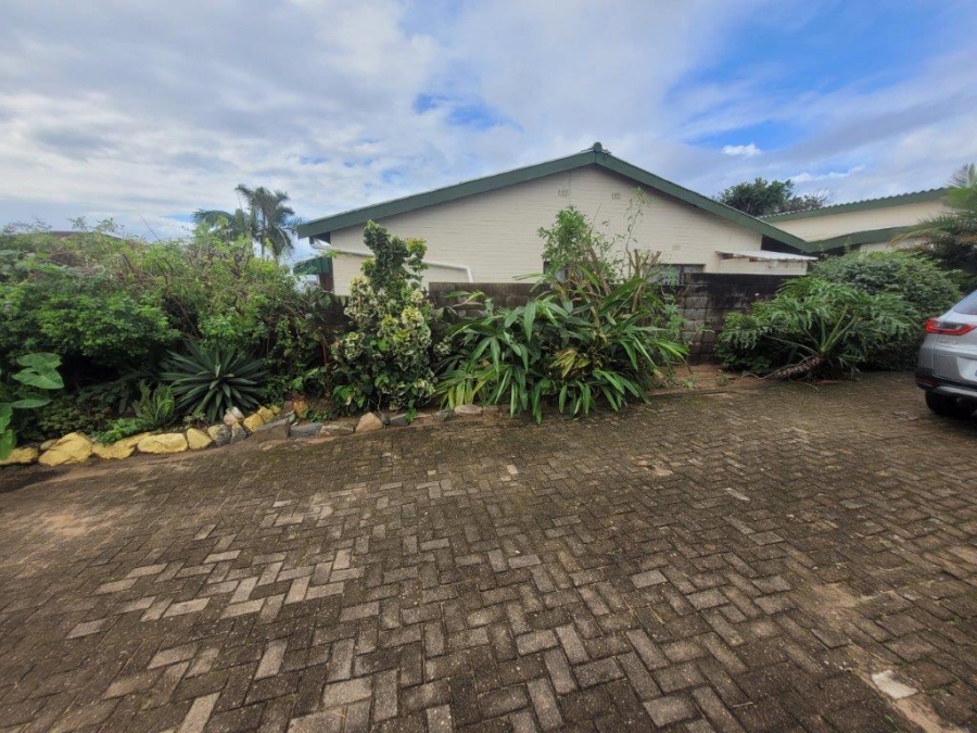 8 Bedroom Property for Sale in Sunwich Port KwaZulu-Natal