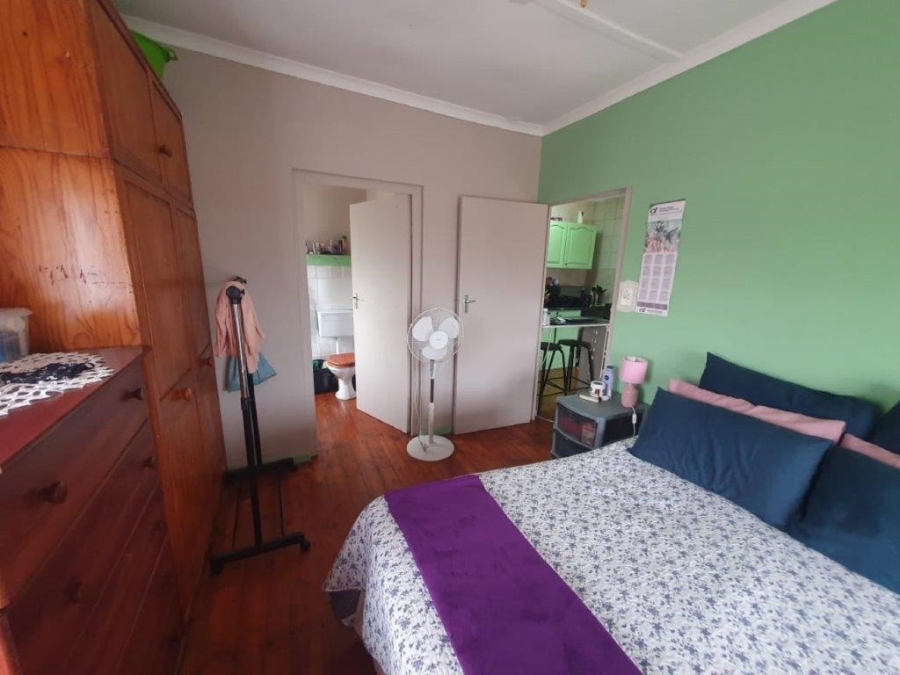 8 Bedroom Property for Sale in Sunwich Port KwaZulu-Natal