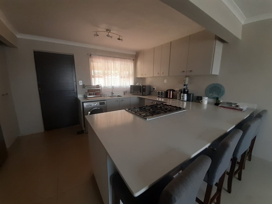 3 Bedroom Property for Sale in Newlands East KwaZulu-Natal