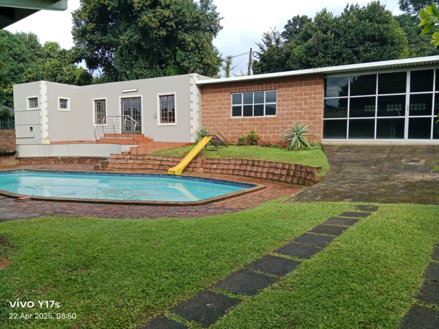 5 Bedroom Property for Sale in Chase Valley KwaZulu-Natal