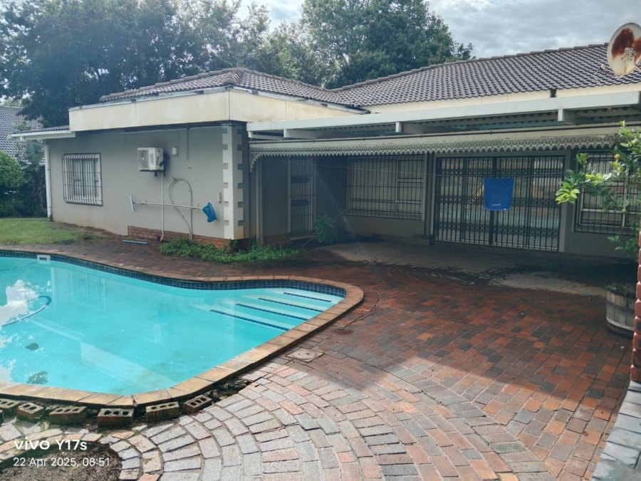 5 Bedroom Property for Sale in Chase Valley KwaZulu-Natal