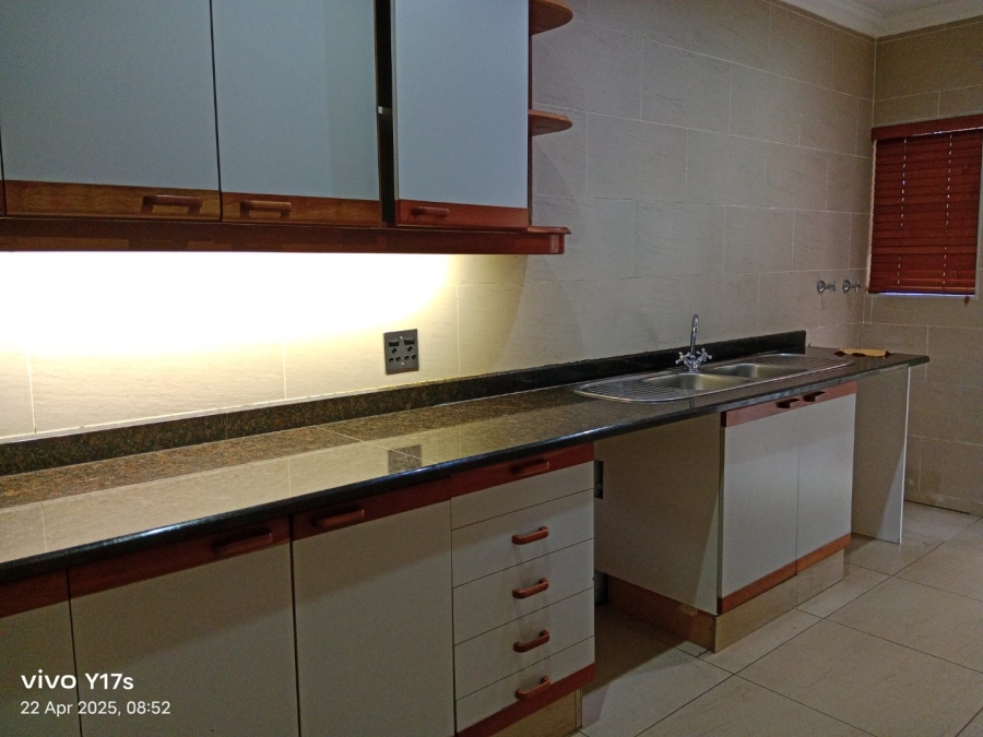 5 Bedroom Property for Sale in Chase Valley KwaZulu-Natal