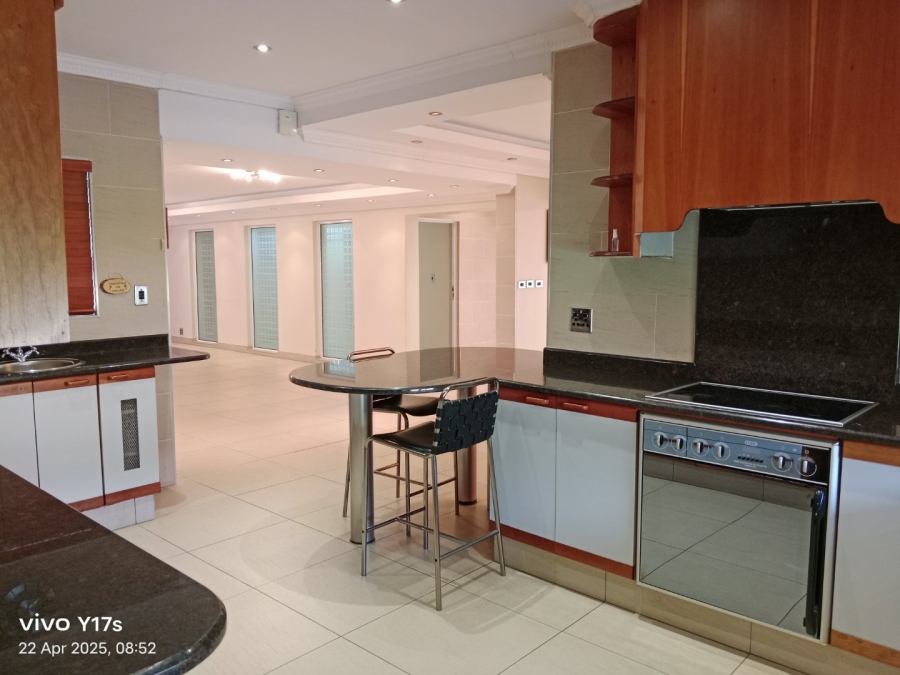 5 Bedroom Property for Sale in Chase Valley KwaZulu-Natal