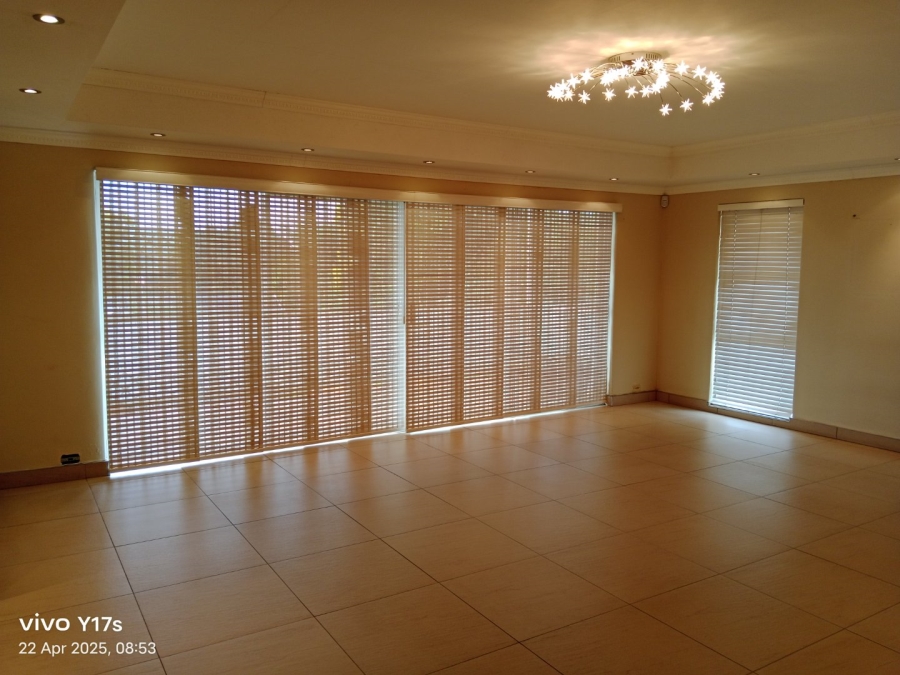5 Bedroom Property for Sale in Chase Valley KwaZulu-Natal