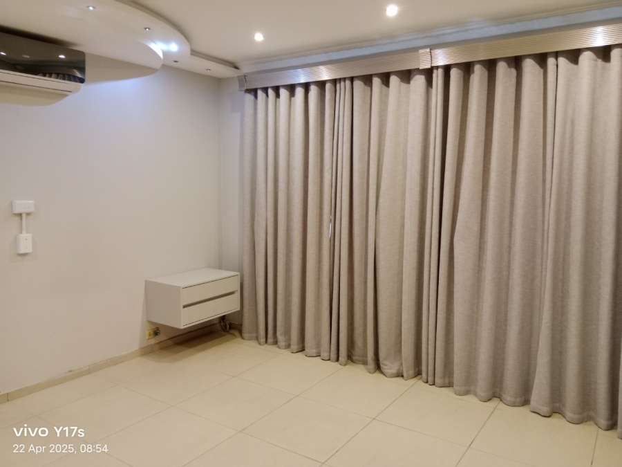 5 Bedroom Property for Sale in Chase Valley KwaZulu-Natal