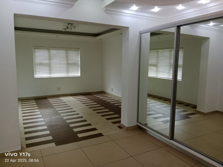 5 Bedroom Property for Sale in Chase Valley KwaZulu-Natal