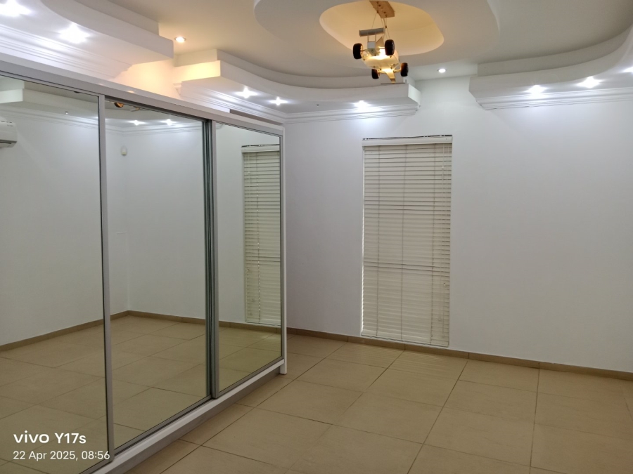 5 Bedroom Property for Sale in Chase Valley KwaZulu-Natal