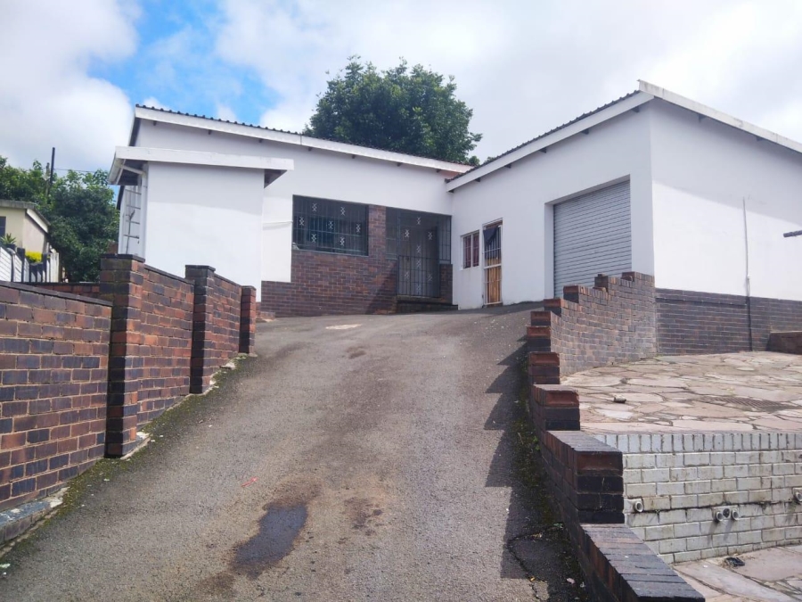 3 Bedroom Property for Sale in Newholme KwaZulu-Natal