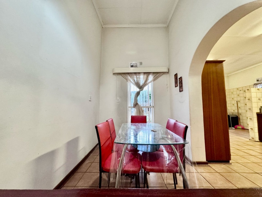 4 Bedroom Property for Sale in Huttenheights KwaZulu-Natal