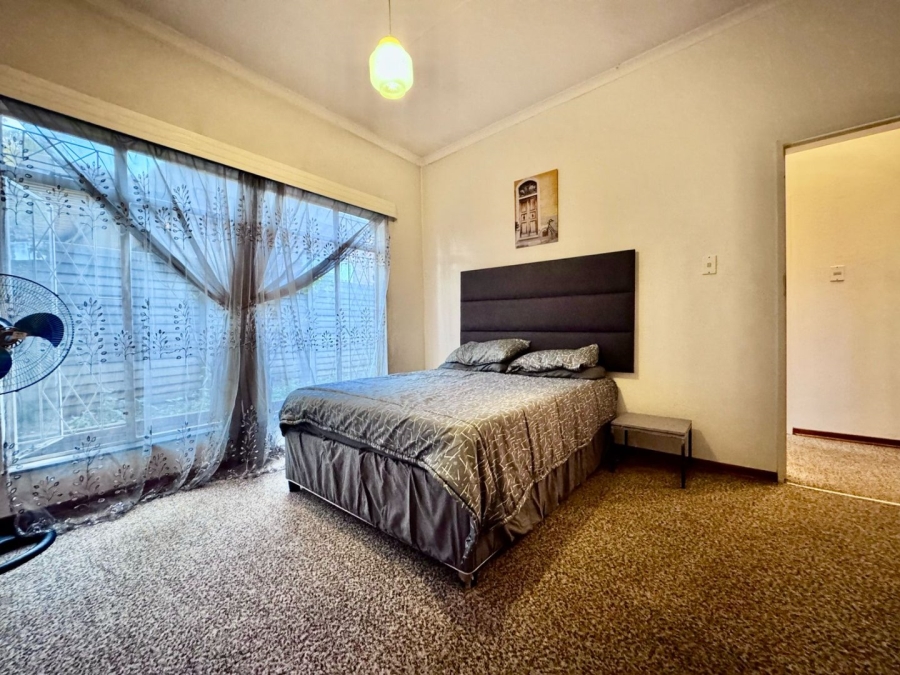 4 Bedroom Property for Sale in Huttenheights KwaZulu-Natal