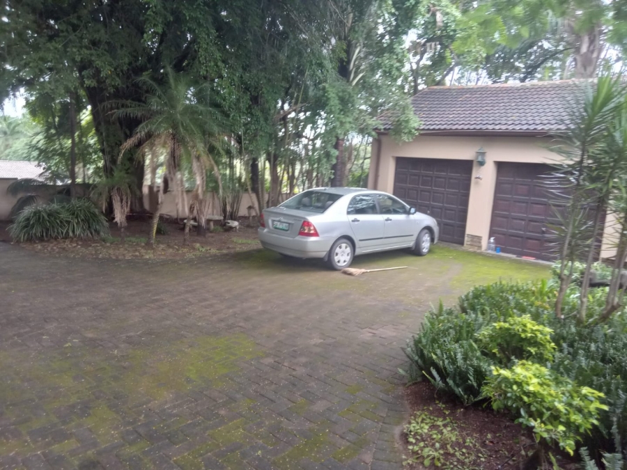 5 Bedroom Property for Sale in Margate KwaZulu-Natal