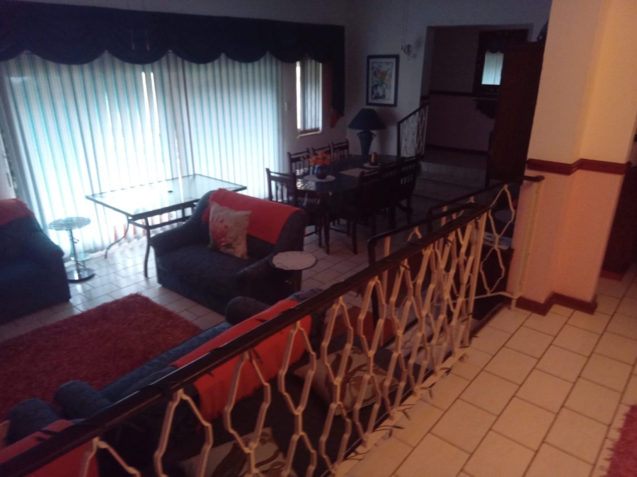 5 Bedroom Property for Sale in Margate KwaZulu-Natal
