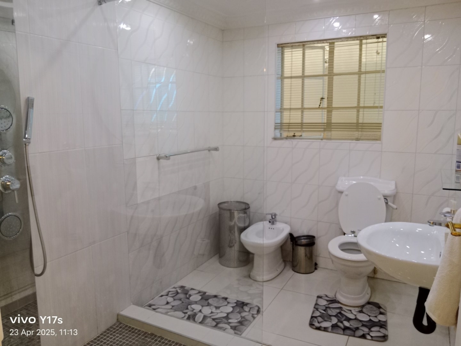 5 Bedroom Property for Sale in Allandale KwaZulu-Natal